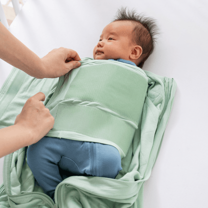 Dreamland Baby Bamboo Classic Swaddle, soft and breathable non-weighted swaddle for newborns, made from natural bamboo fabric.